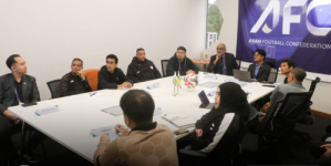 اليمن يواجه بروناي بالزي الاحمر 