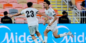 من هو إقبال صاحب فرحة العراق؟