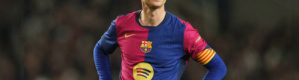 دي يونج برشلونيّا حتى 2029