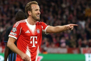 السر في رغبة زوجته .. هاري كين يتخلى عن حلمه التاريخي في إنجلترا ويقرر الاستمرار مع بايرن ميونخ!