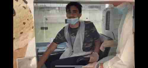   من عربة عادية طالب فقير في السعودية يتعدى دخله حاجز 10 الف ريال (صور وفيديو)