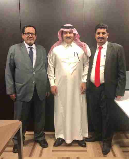 السفير السعودي لدى اليمن يلتقي رئيس هيئة الطيران المدني و القائم بأعمال مدير عام مطار عدن الدولي بالرياض 