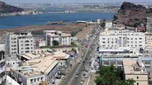 ما السبب الذي قاد إمام مسجد في كريتر بمدينة عدن للقيام بأغرب صلاة جمعة ؟