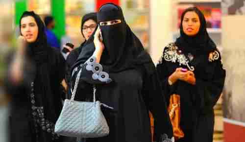 السعودية تعلن عن شرط وحيد للسماح بزواج الوافدين من المطلقات