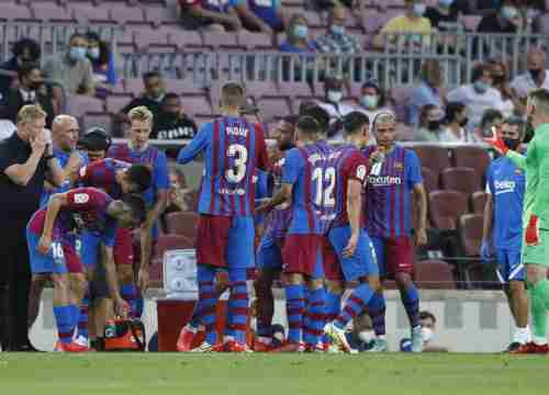 برشلونة يرصد 3 لاعبين من تشيلسي