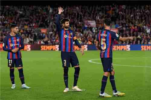 بالصور.. برشلونة يهزم ألميريا في ليلة وداع بيكيه