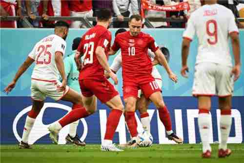انتهت: تونس تفرض التعادل على الدنمارك