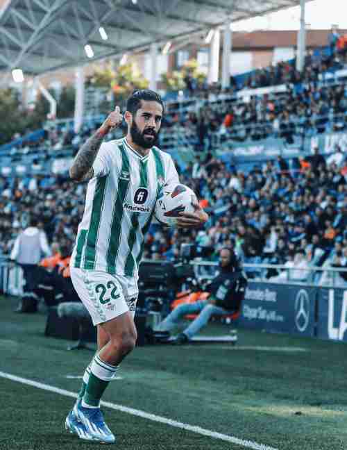 إيسكو.. أخطر رجل عائد من الموت