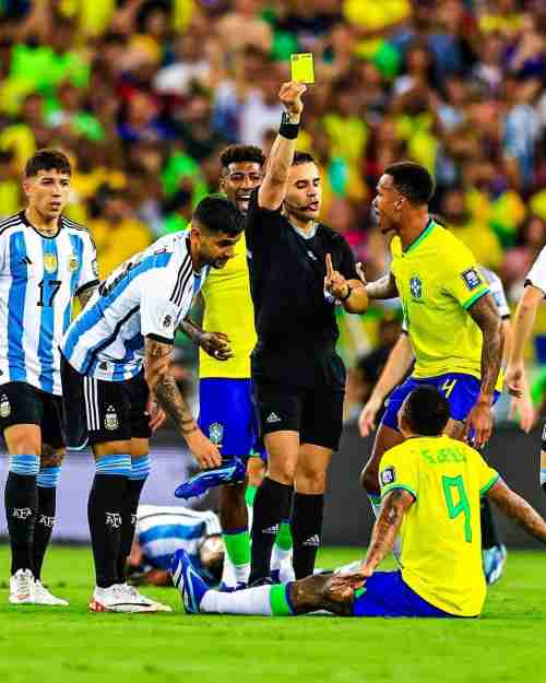 منتخب الأرجنتين يفوز على البرازيل "1 - 0" في "ماراكانا" بتصفيات المونديال