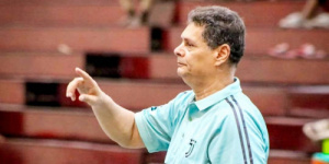 الكابتن منير منصر مديرًا فنيًا لطائرة السماوي