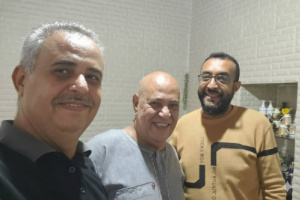 الصحفي مطر الفتيح يطمئن على صحة الإعلامي القدير عبدالسلام فارع بعد رحلة علاجية في مصر