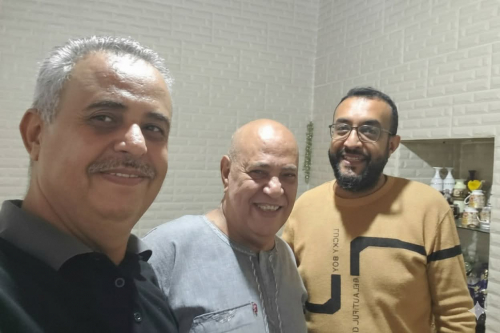 الصحفي مطر الفتيح يطمئن على صحة الإعلامي القدير عبدالسلام فارع بعد رحلة علاجية في مصر