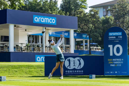 أليسون لي تقود نخبة نجمات الجولف في ختام موسم السلسلة العالمية لصندوق الاستثمارات العامة بشينزن