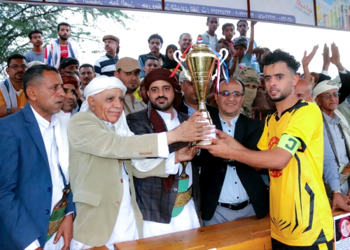 الصقر يُتوج بكأس أربعينية الشهيدة افتهان المشهري بفوز مستحق على منتخب المعافر
