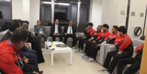 وزير الشباب والرياضة يزور البعثة الرياضية اليمنية المشاركة في التضامن الإسلامي بالرياض 2025