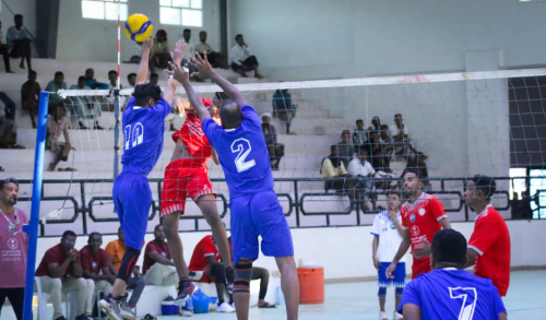 وحدة تريم يستعيد صدارة المجموعة الأولى بفوزه على هلال السويري في البطولة التنشيطية للكرة الطائرة بوادي حضرموت