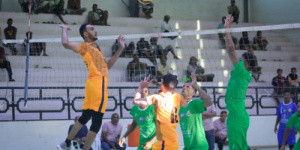 طائرة القطن ينتزع فوز صعب بعد مباراة ماراثونية امام الاتفاق بالحوطة في البطولة التنشيطية لكرة الطائرة بوادي حضرموت