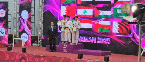 البطل الصغير يتألّق… صالح الخضر يهدي شمسان فضية غرب آسيا في أول ظهور دولي