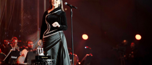 «ليالي الفنون الخالدة» تعيد الغناء بالفصحى