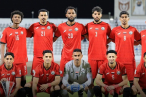 المنتخب اليمني يغادر الكويت متوجهاً إلى قطر لخوض ملحق كأس العرب أمام جزر القمر