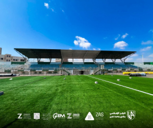 إدارة وحدة عدن تتابع ميدانيًا أعمال تحديث عشب الملعب وفق أعلى المواصفات الدولية