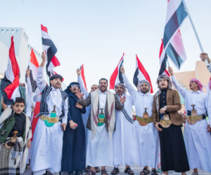 مئات المشجعين من قطر وأنحاء المنطقة يشاركون في مسيرة احتفالية بمونديال العرب قطر 2025