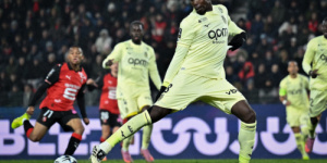 بعد 1336 يوما.. بوجبا يعود إلى دوري الأبطال