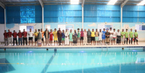 شباب المصينعة بطلاً والصمود الصعيد وصيفاً وقناء رضوم ثالثاً وتمنى عسيلان رابعاً في ختام بطولة السباحة لأندية شبوة