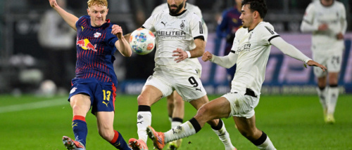 جلادباخ يعطّل لايبزيج.. وكومو يواصل صحونه في إيطاليا