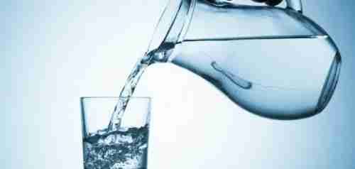 سم قاتل : شرب الماء في هذه الحالة خطير للغاية قد يدمر حياتك