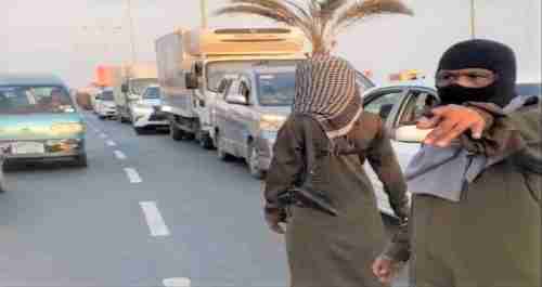 صور- الحزام الامني ينشر شرطة نسائية في عدن 