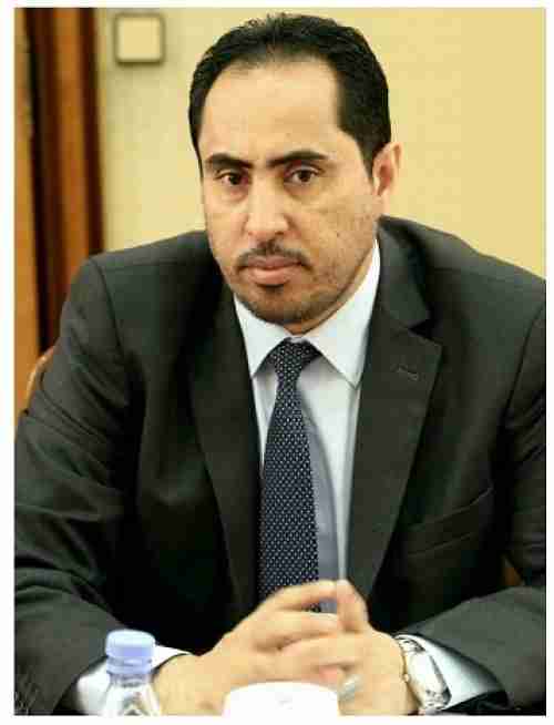 الوزير نايف البكري يعزي في وفاة المدرب الكبير سالم عبدالرحمن 