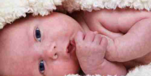 أسباب تقشر بشرة حديث الولادة وطرق العلاج
