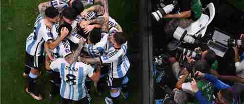 الأرجنتين تهزم أستراليا وتضرب موعدا ناريا مع هولندا