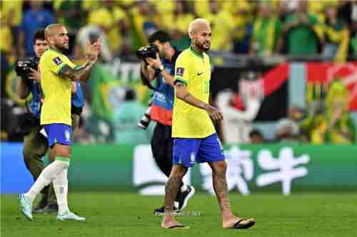 تشكيلة البرازيل وكرواتيا .. تبدا بعد قليل 