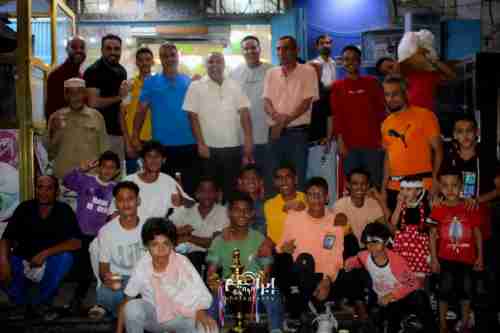 مؤسسة شاتس اليمن تقيم وجبة عشاء لفريق شمسان ابطال كرة السلة للناشئين 