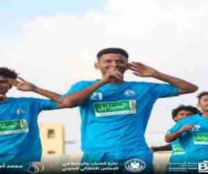 الروضة يضرب الجزيره برباعية 