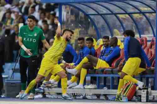 النصر يخسر نجمه أمام الشباب