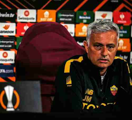 مورينيو: السيتي دفع 80 مليونا لضم لاعب.. والآن سيرحل