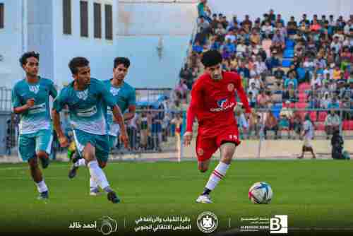 المنصورة يفرض التعادل على التلال في ممتاز عدن 