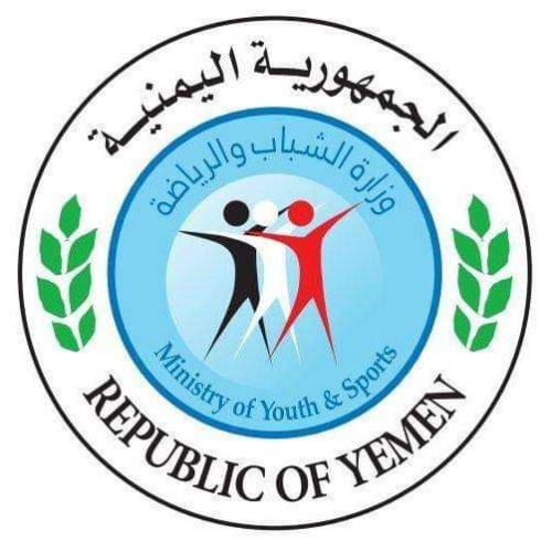 وزارة الشباب والرياضة تطلق الالعاب النارية بمناسبة وصول المنتخب الى عدن 