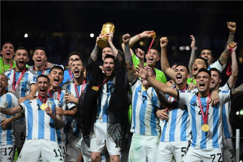 منتخب الأرجنتين يتفوق على مانشستر سيتي وريال مدريد