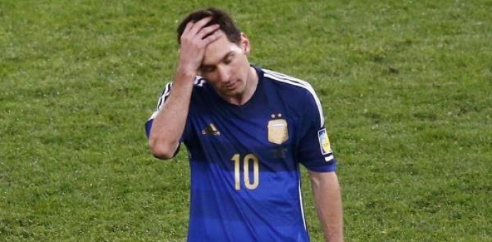 ميسي يبارك لمنتخب بلاده الفوز على المانيا
