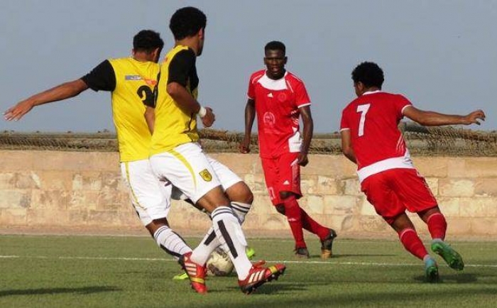 الصقر يفوز على التلال بعدن ..اعرف نتائج وترتيب فرق الدوري اليمني