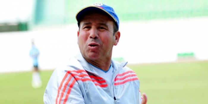 ابراهيم يوسف  :ماذا تريد الجماهير مني بعد إنجازاتي مع الصقر؟