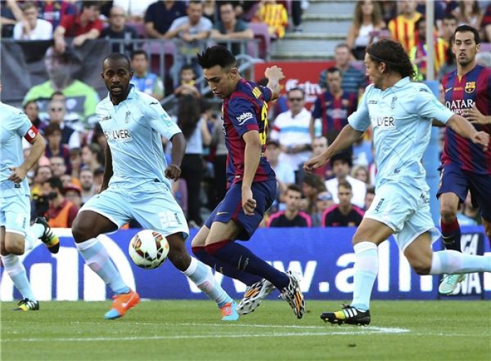 بالصور: برشلونة يسحق غرناطة ويعود لسكة الانتصارات بالليجا