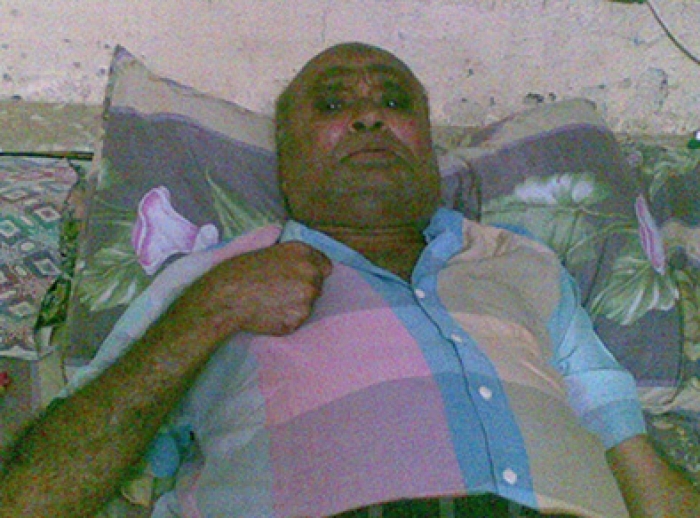 صورة: ناصر هادي " النجومية" التي لامست السماء .. لولا فخامة الرئيس لظل حبيس جدران وفرش ومرض ومعاناة !!