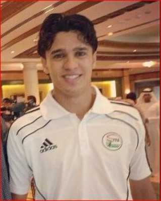 ماهي الاصابة التي اخرجت ايمن الهاجري من منتخب خليجي22 .. وما هو موقف المدرب سكوب؟!