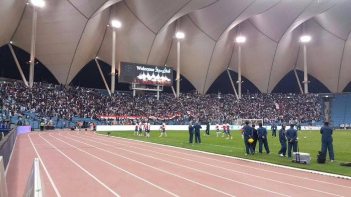 لماذا شعر مراسل قناة الميادين بالزهو وهو يشاهد مباراة اليمن والبحرين