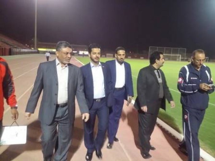 السنباني: ينتقد وزير الرياضة ..ويؤكد: التحفيز السلبي للمنتخب يساويهم بالمرتزقة !!